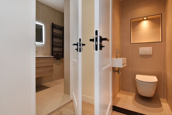 Medium property photo - Van Musschenbroekstraat 81, 2522 AJ Den Haag